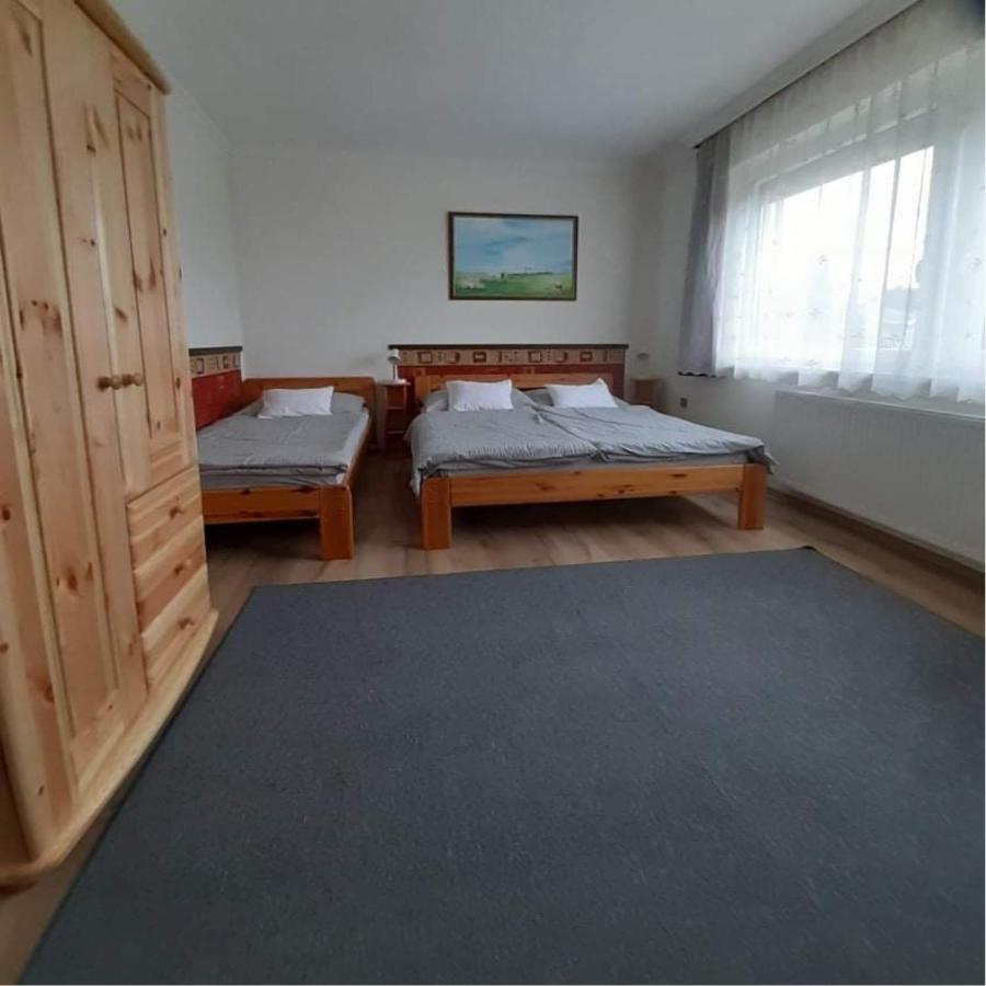 Pegazus Vendeghaz Hotel Hajdúszoboszló Exterior foto